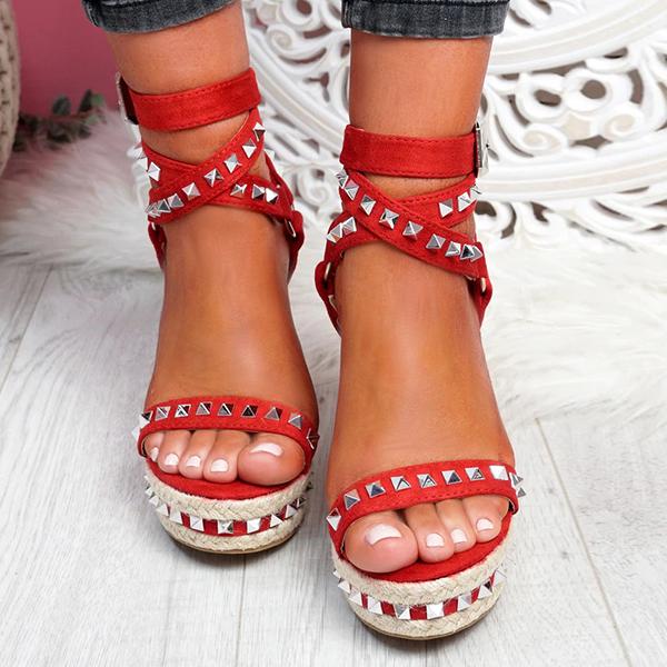 Myquees Daily Numy Wedge Rock Studs Sandals