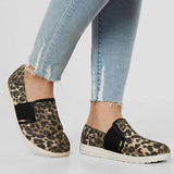 Myquees Leopard Splicing Slip On Flat Canvas Sneakers